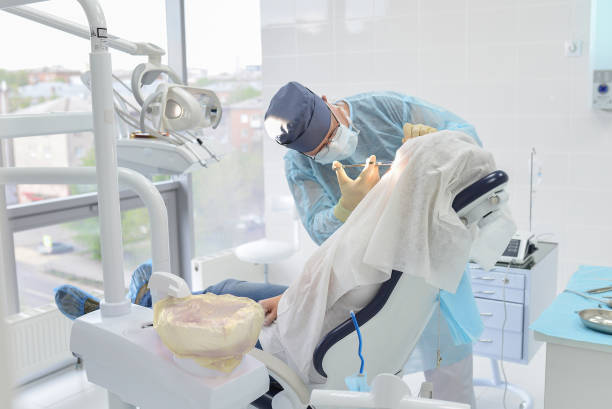 Best Tooth Infection Emergency Dentist  in Fircrest, WA